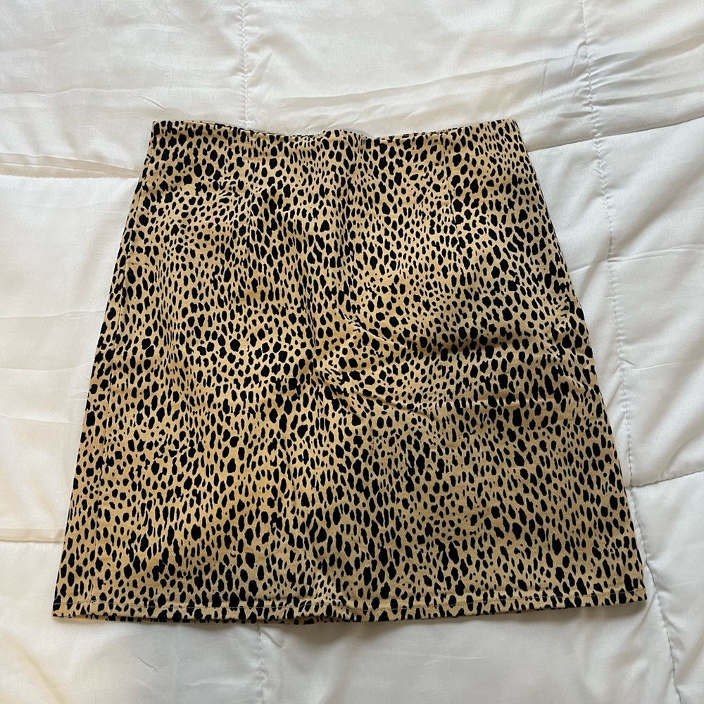 brandy melville cheetah skirt